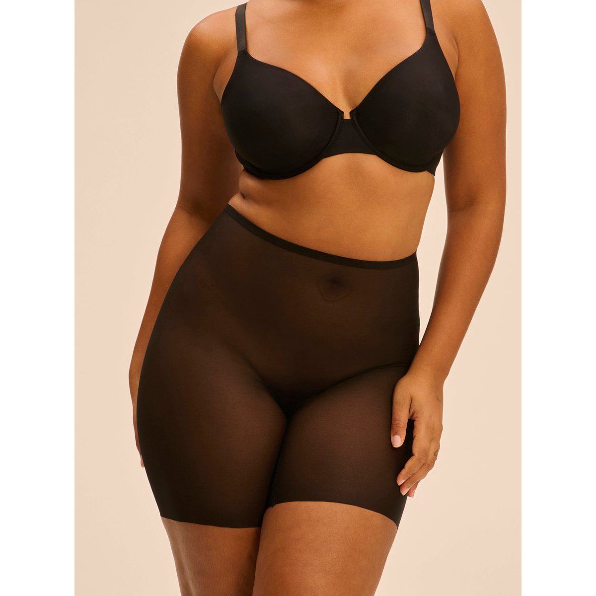 Panty gainant, ESSENTIEL noir, SIMONE PERELE