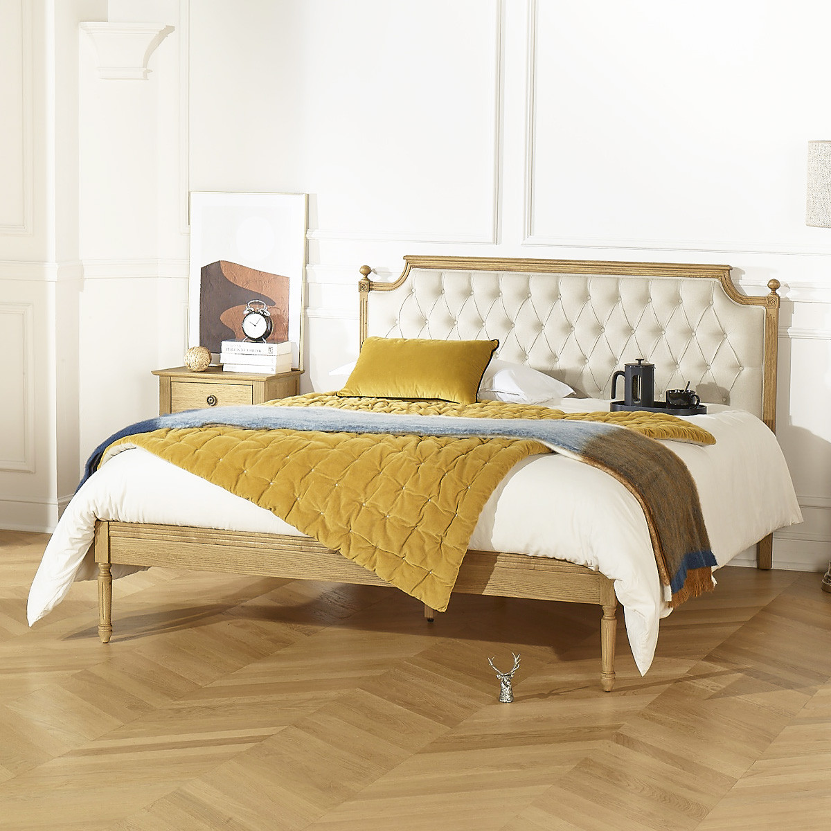 Lit deux places style romantique en chêne et lin premium JAMES marron, ROBIN DES BOIS