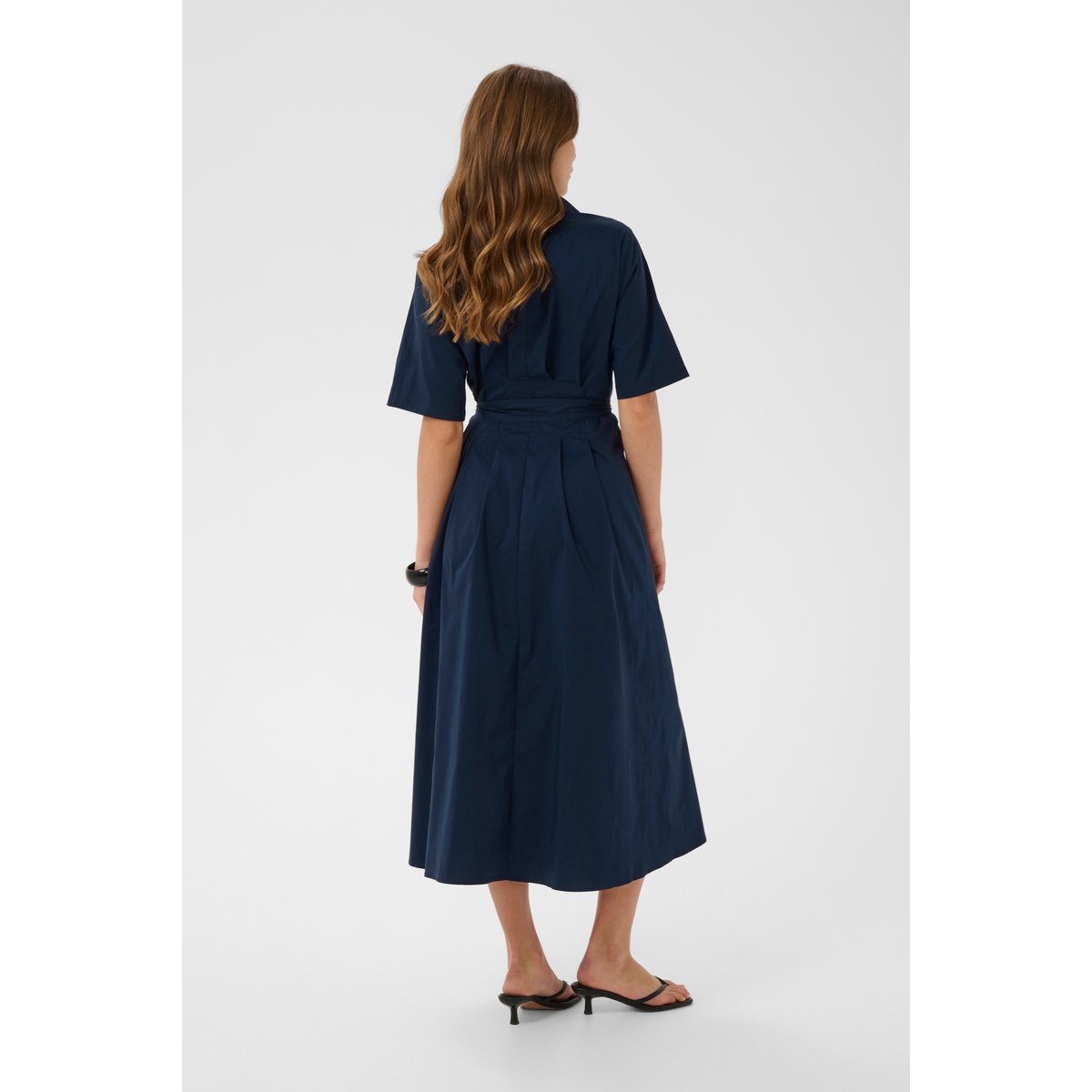Robe bleu blue iris, CULTURE