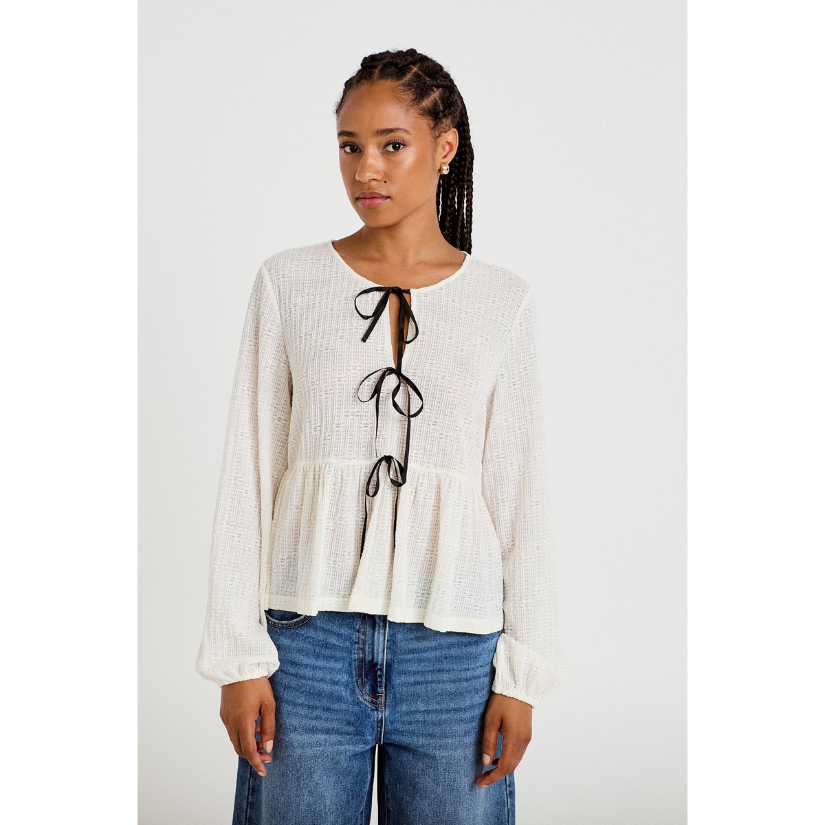 Blouse noeuds contrastés ecru, CACHE CACHE