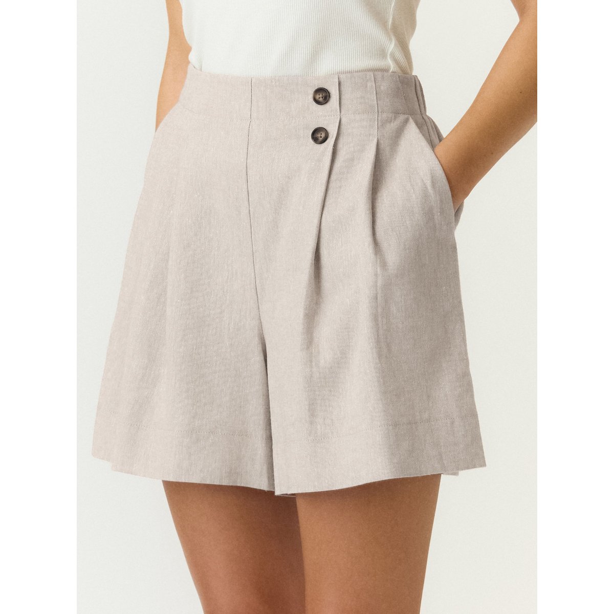 Short gris - white pepper1, YAS