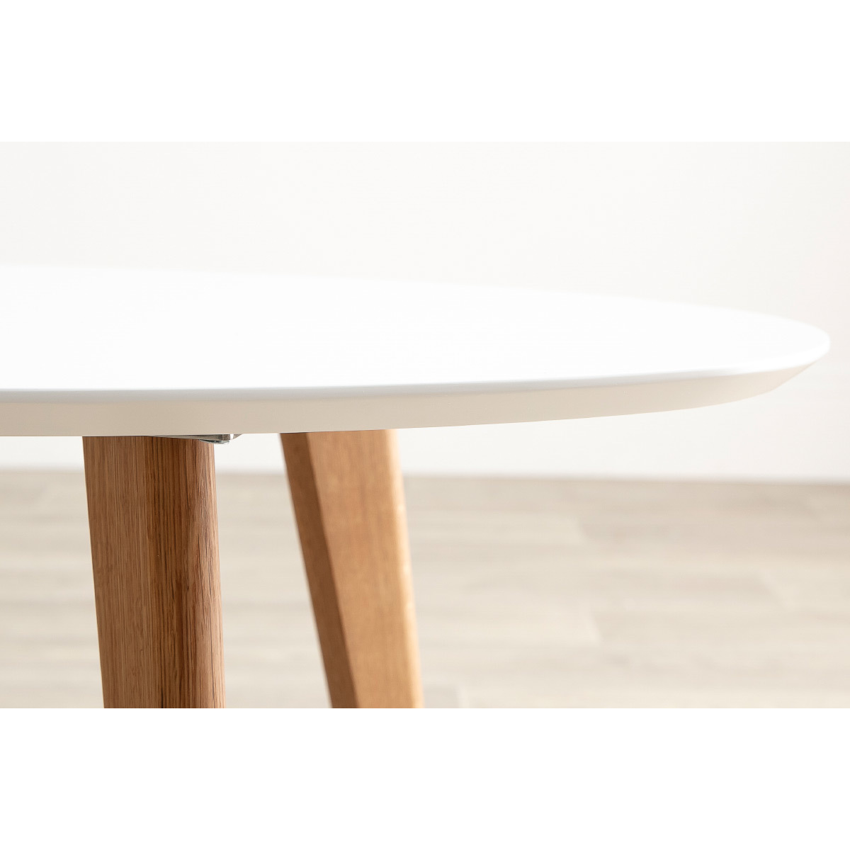 Table basse ovale scandinave blanc et bois clair chêne L120 cm EKKA blanc, MILIBOO