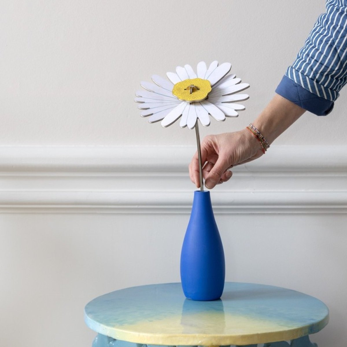 Fleur décorative carton marguerite Daisy blanc, STUDIO ROOF