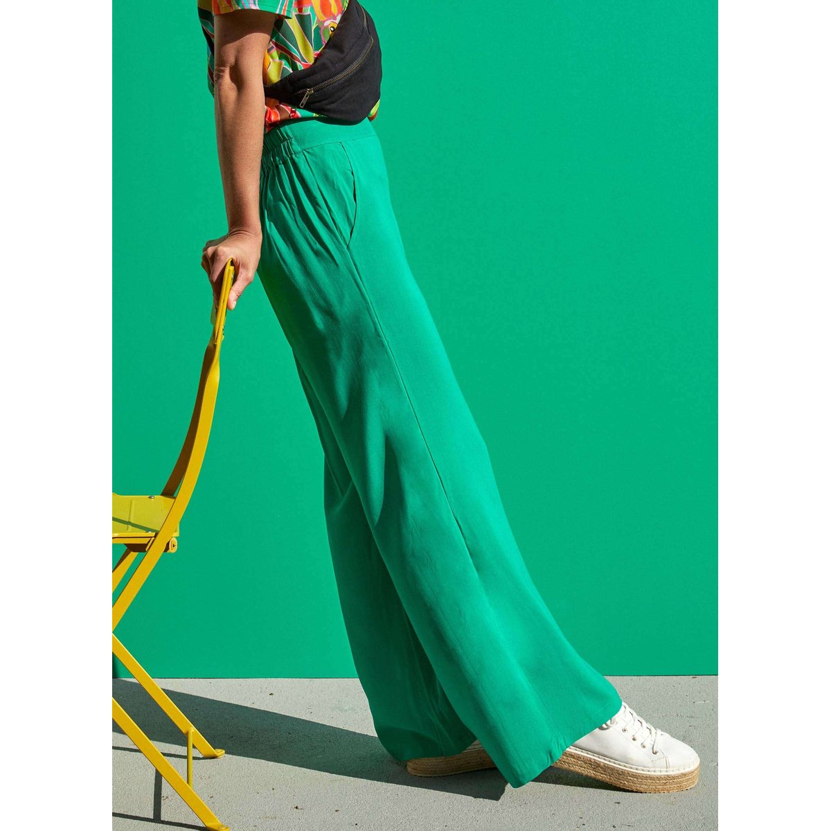 Pantalon fluide ample ecovero ESTIA vert prairie, LA FIANCÉE