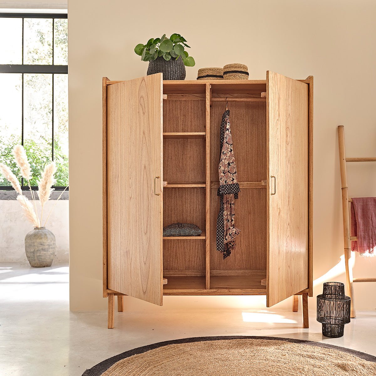 Armoire 2 portes en bois massif PIA naturel, BERAH GETAH