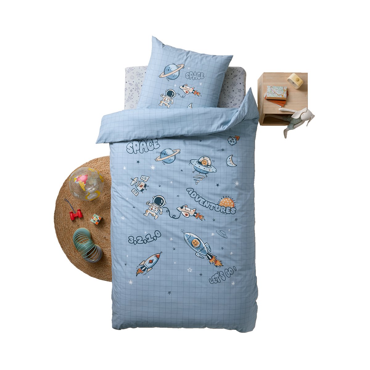 Parure housse de couette + taie d'oreiller INTERGALACTIC, avec coton recyclé bleu imprimé, VERTBAUDET