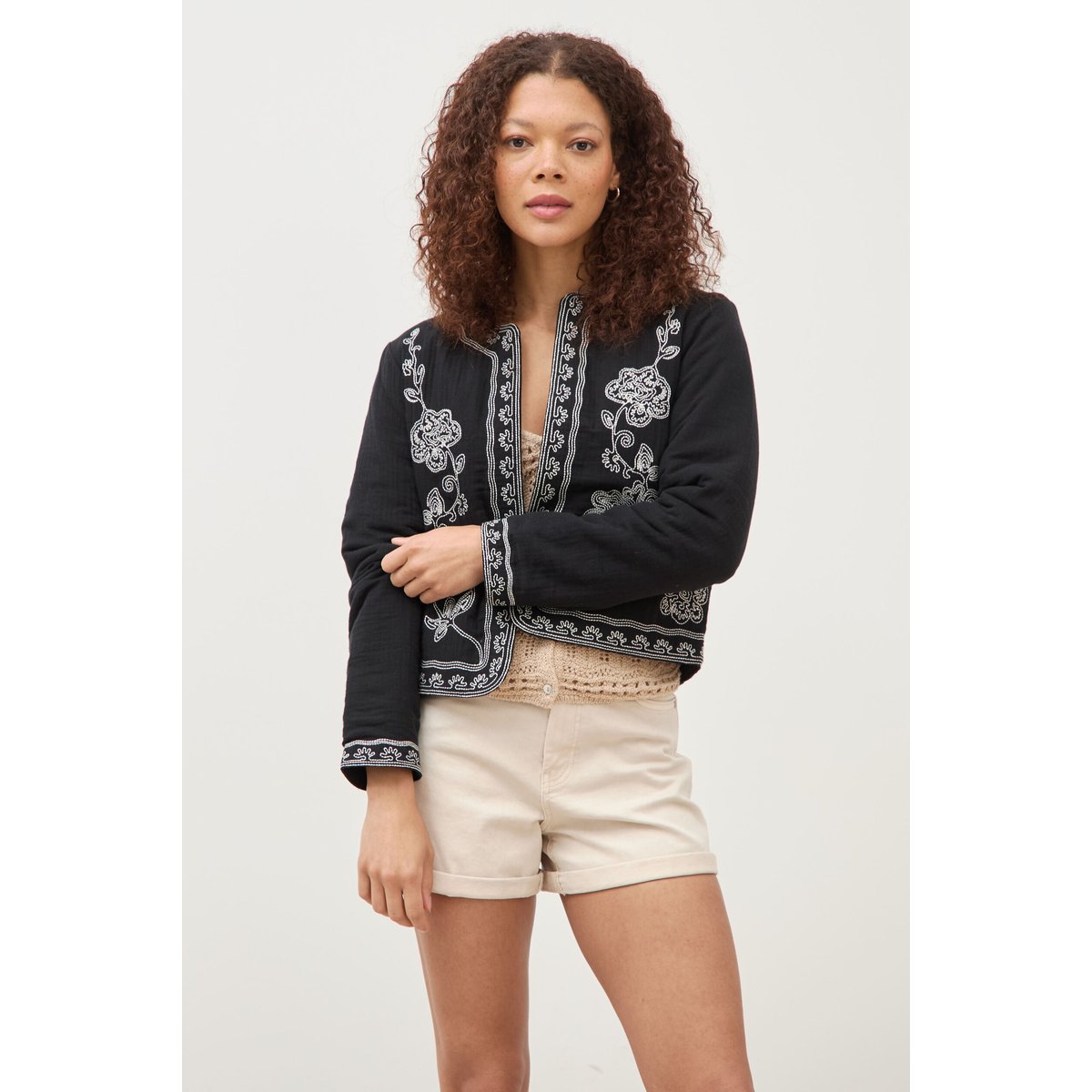 Veste en coton avec broderie noir, BONOBO