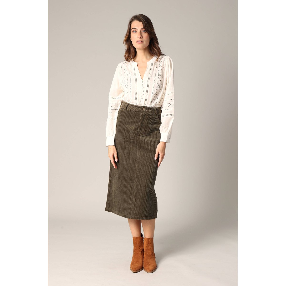 Jupe mi-longue en velours côtelé MELOANE dark khaki, DEELUXE