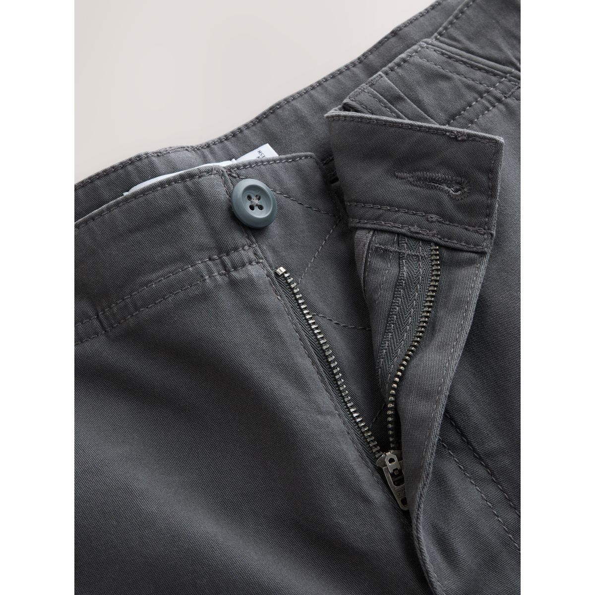 Pantalon cargo stretch en coton gris fusain, NEXT