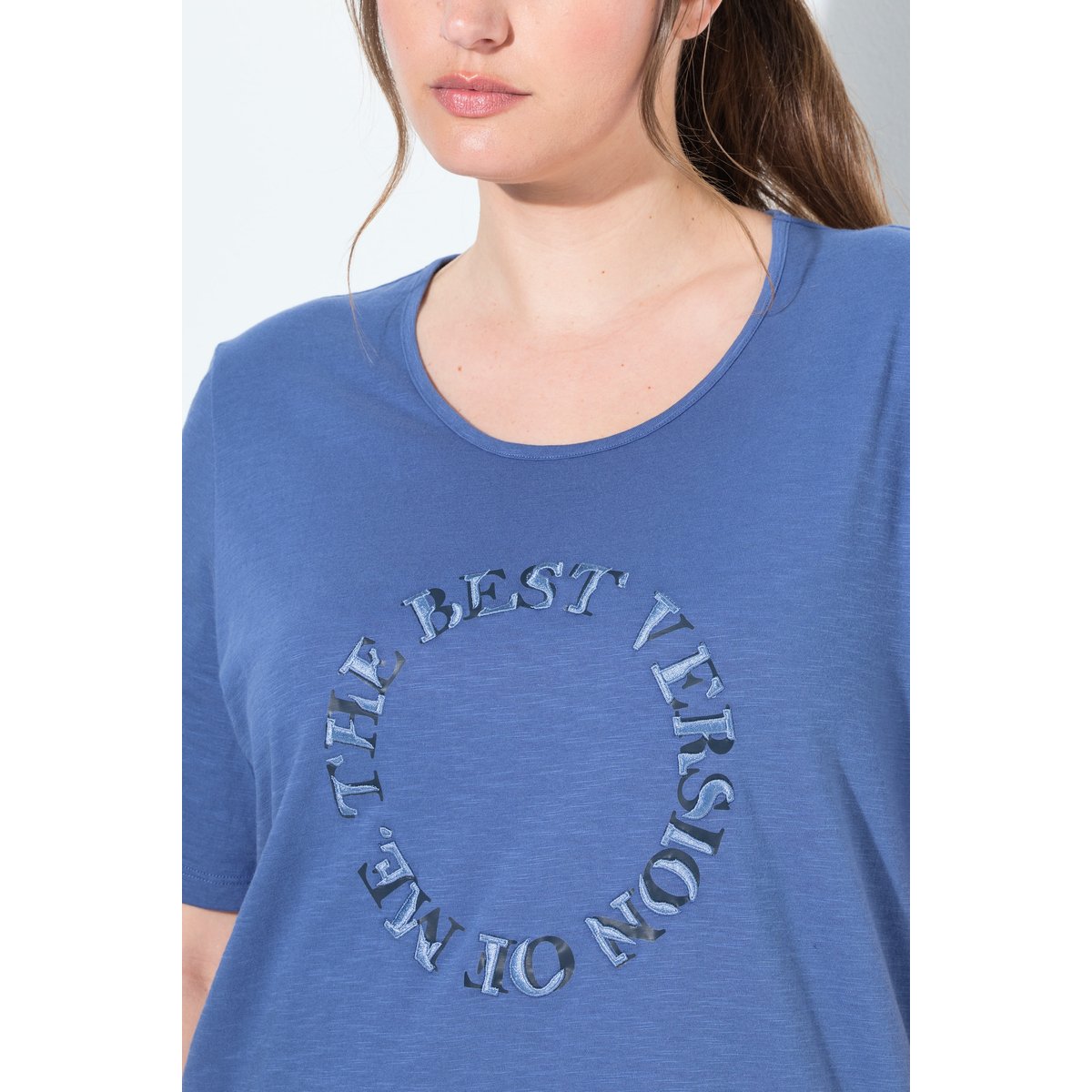 T-shirt en coton bio, avec message bleu voile clair, ULLA POPKEN