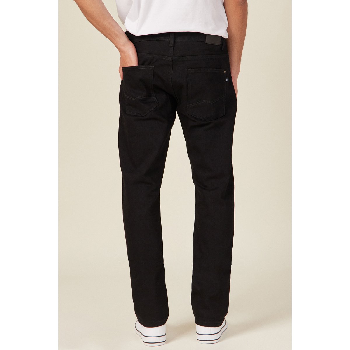 Jeans straight longueur 32 denim noir, BONOBO
