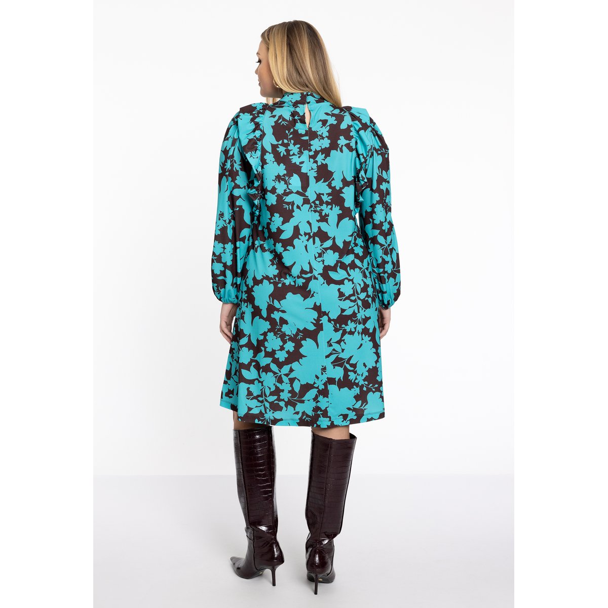 Robe volanté /à volants turquoise, YOEK