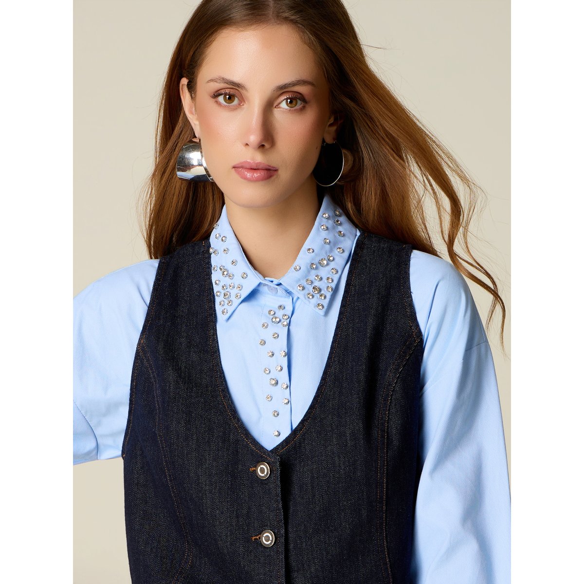 Gilet court bleu, OLTRE