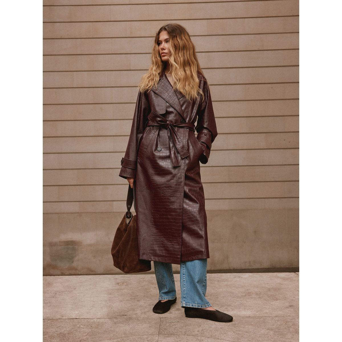 Trench en similicuir effet croco à ceinture marron chocolat, NEXT