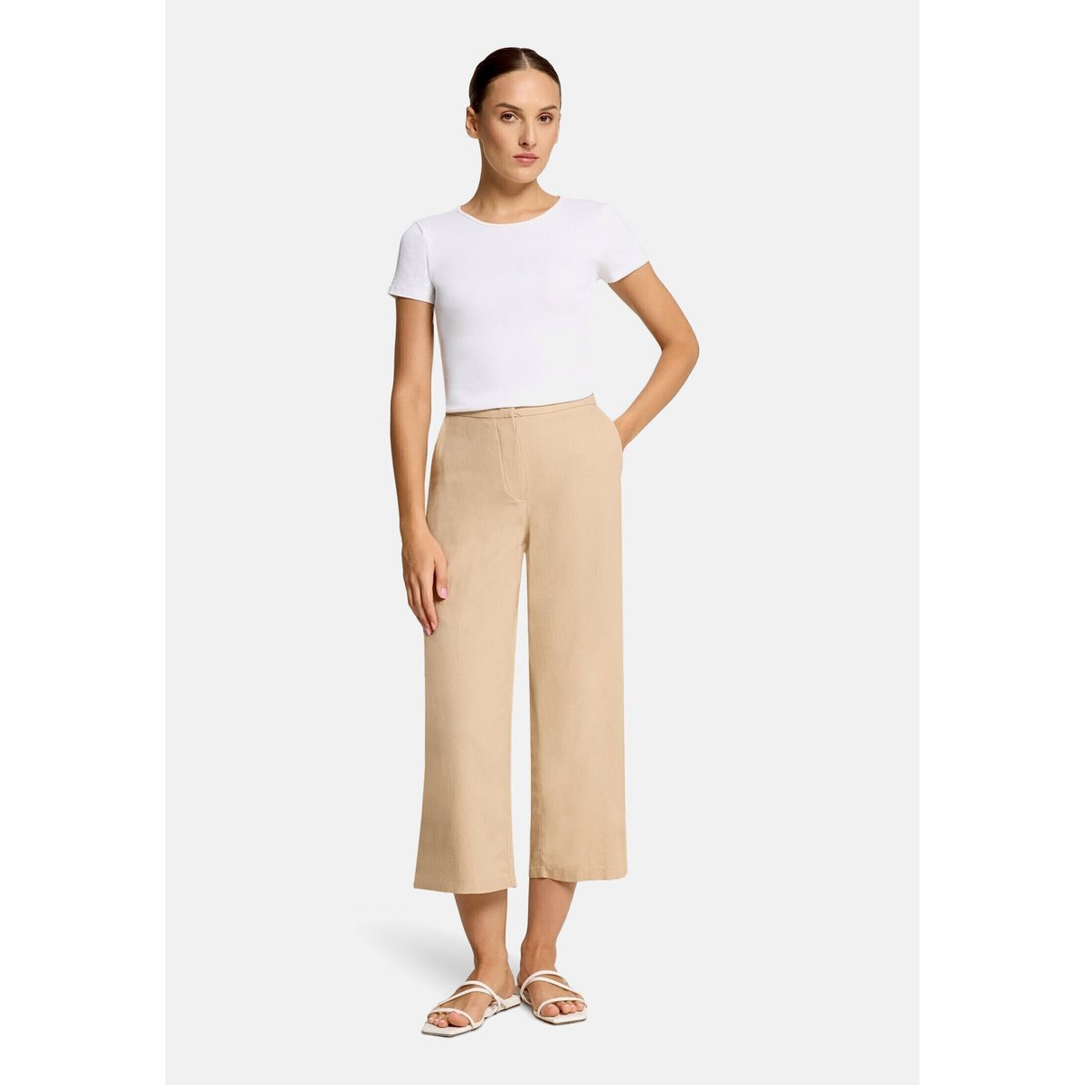 Pantalon en lin unicolore beige, BETTY BARCLAY