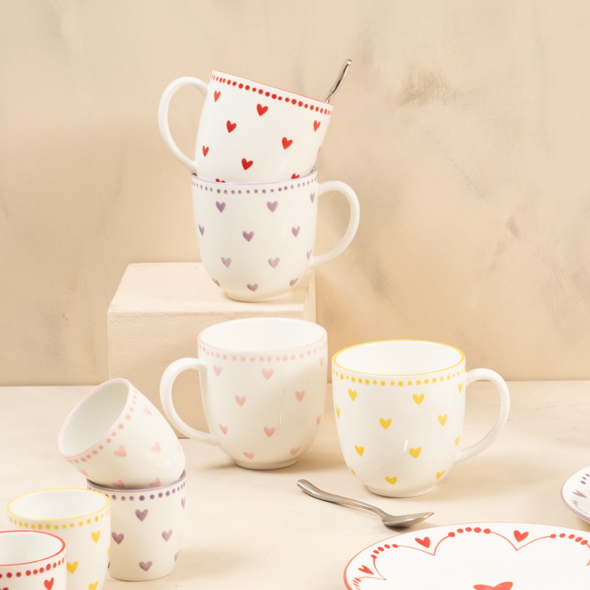 Coffret de 4 mugs Love 9,6 cm - LOVE blanc, TABLE PASSION