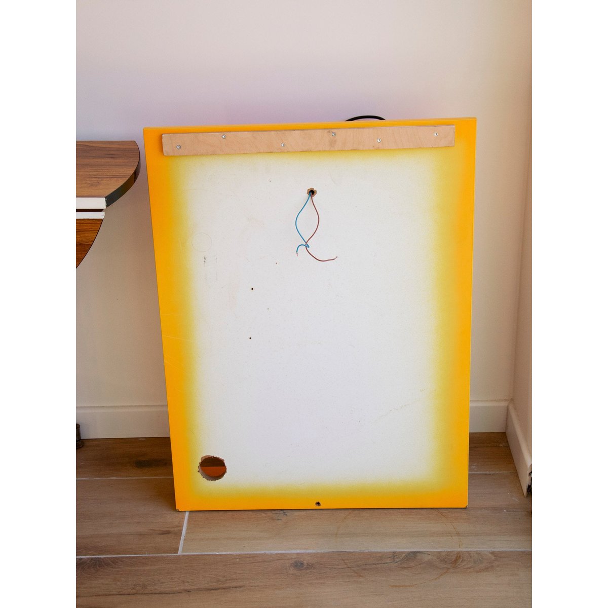 Étagère au style Space-Age Isabelle N°345 - Bon état jaune, DEBONGOUT