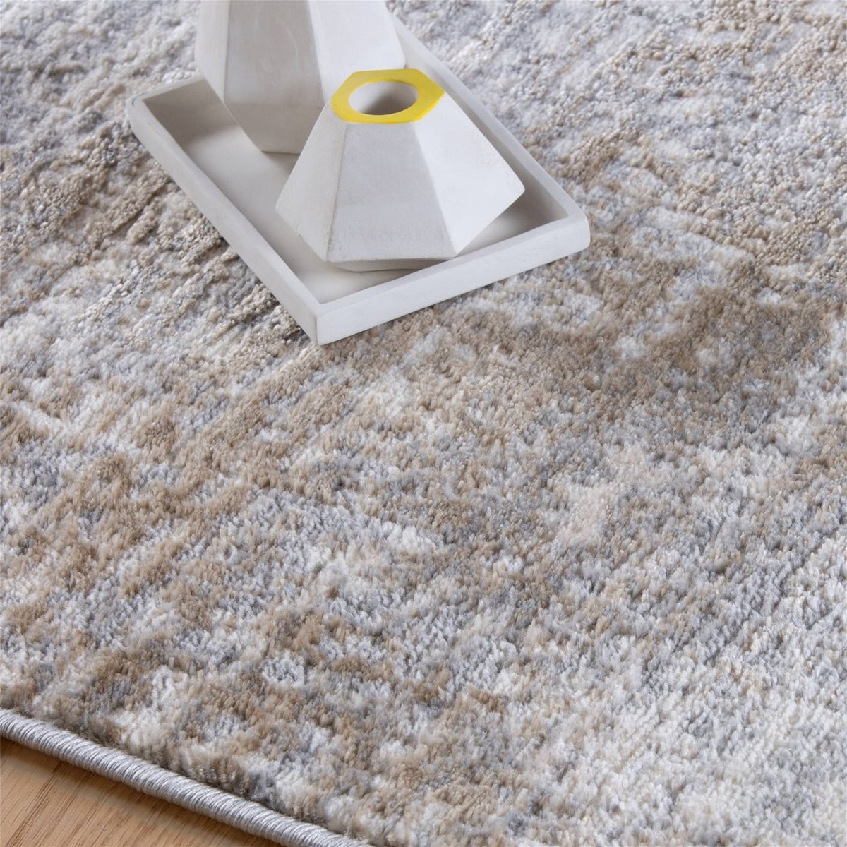 Tapis géométrique effet 3d, Dos en jute taupe clair beige et gris, ARTE ESPINA