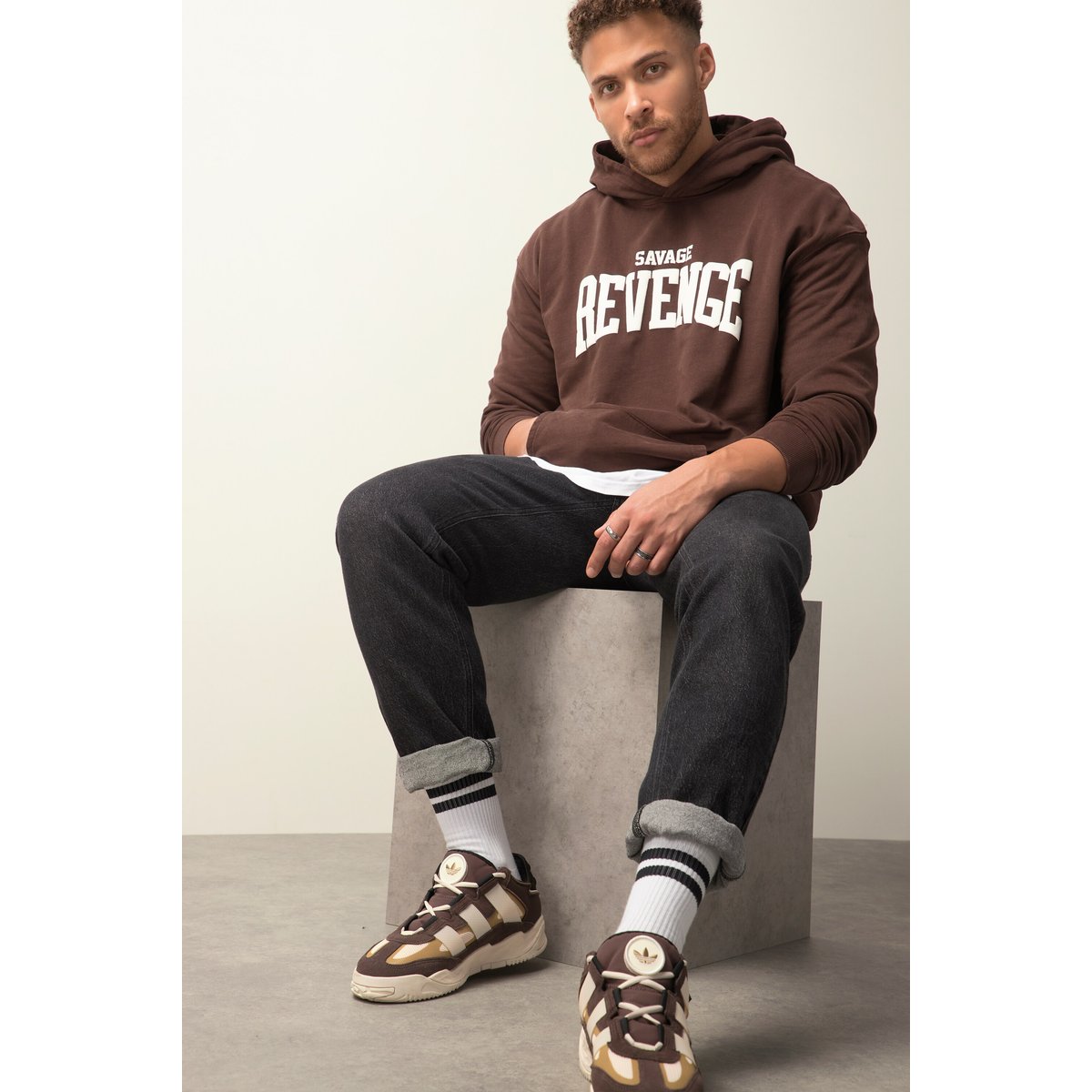 Sweat à capuche marron acajou, STHUGE