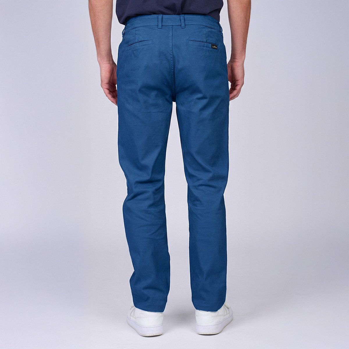 Chino effet piqué bleu indigo, MISE AU GREEN