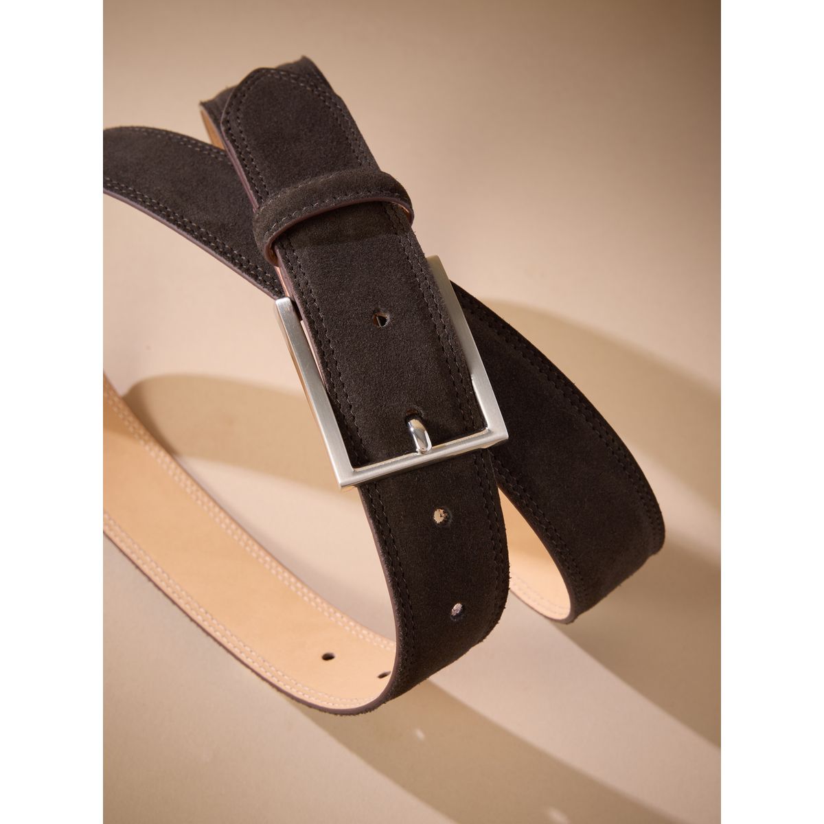 Ceinture en daim fabriquée espagne signature marron chocolat, NEXT