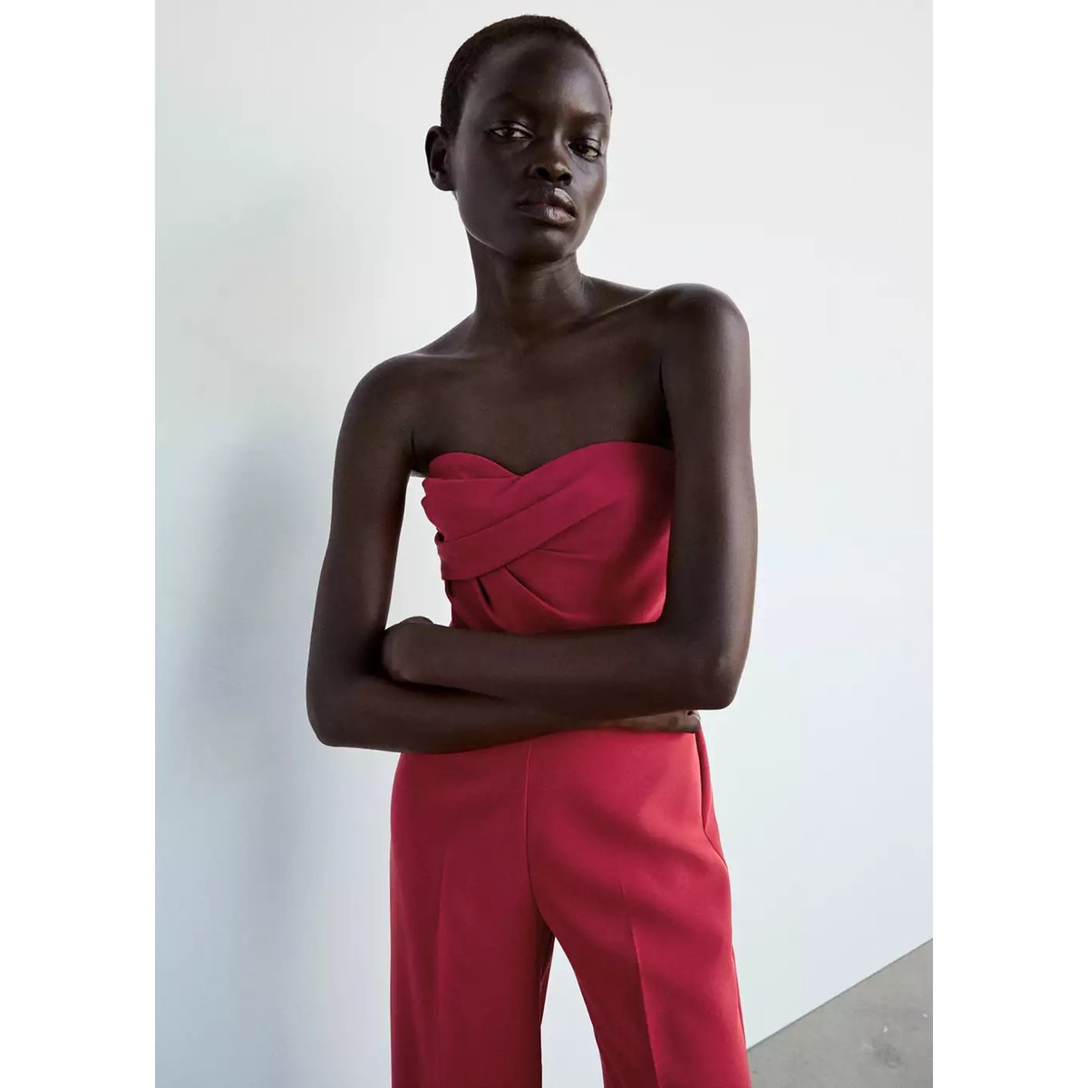 Combinaison bustier à fronces rouge, MANGO