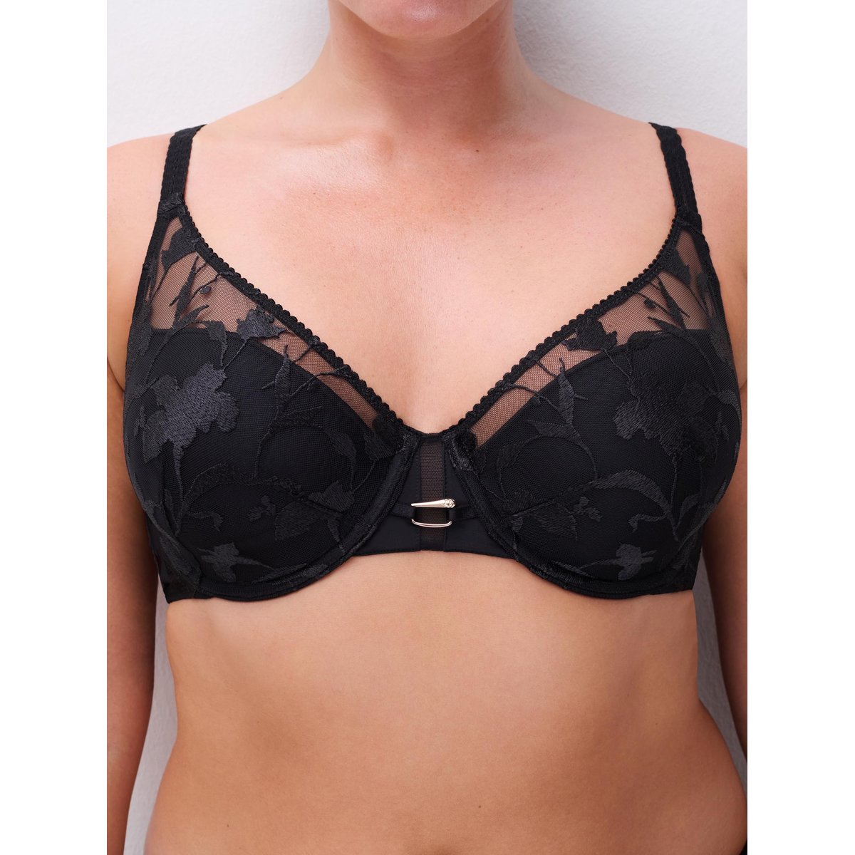 Soutien-gorge spacer plongeant IDYLL noir, CHANTELLE