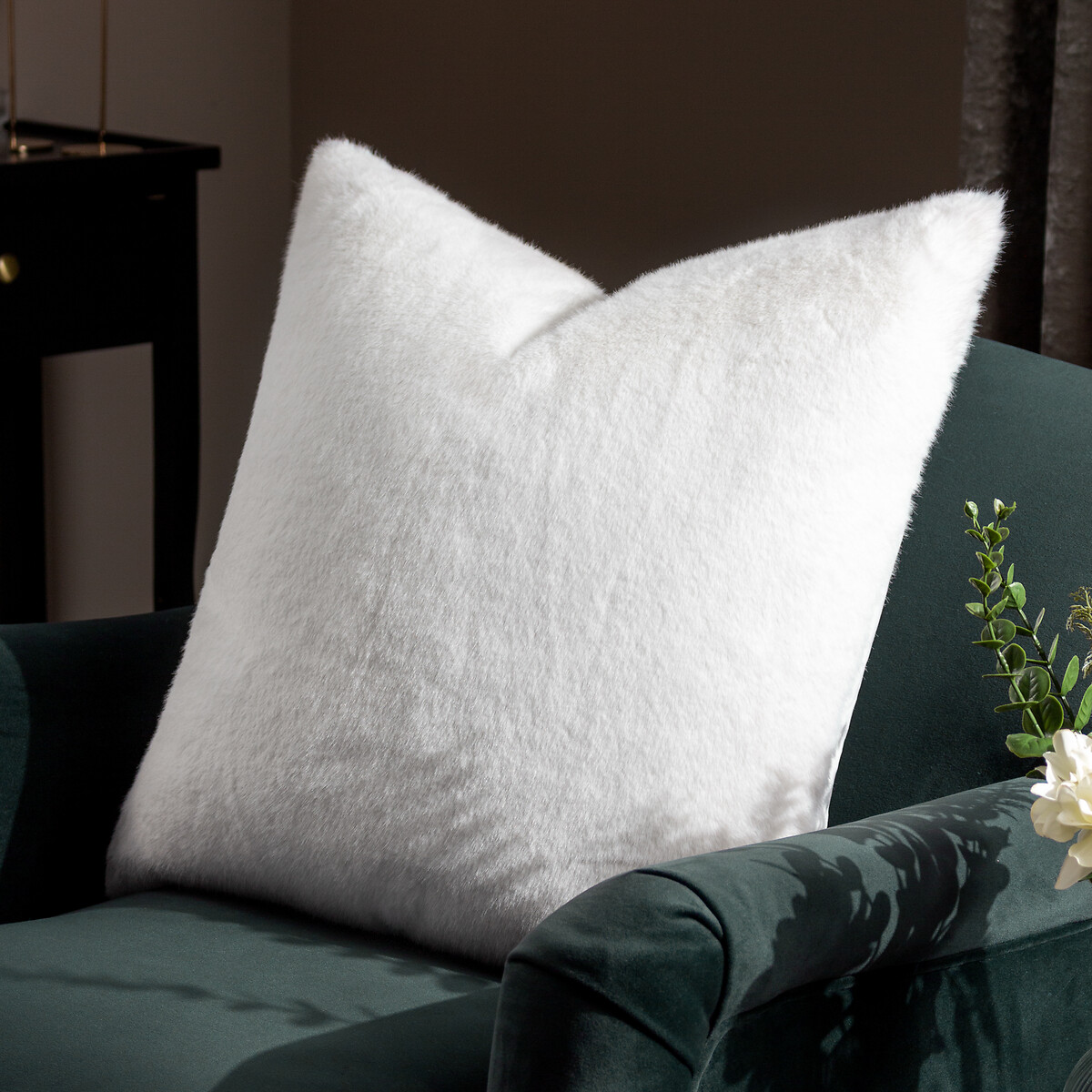 Stanza Faux Fur Feather Filled Cushion white, PAOLETTI