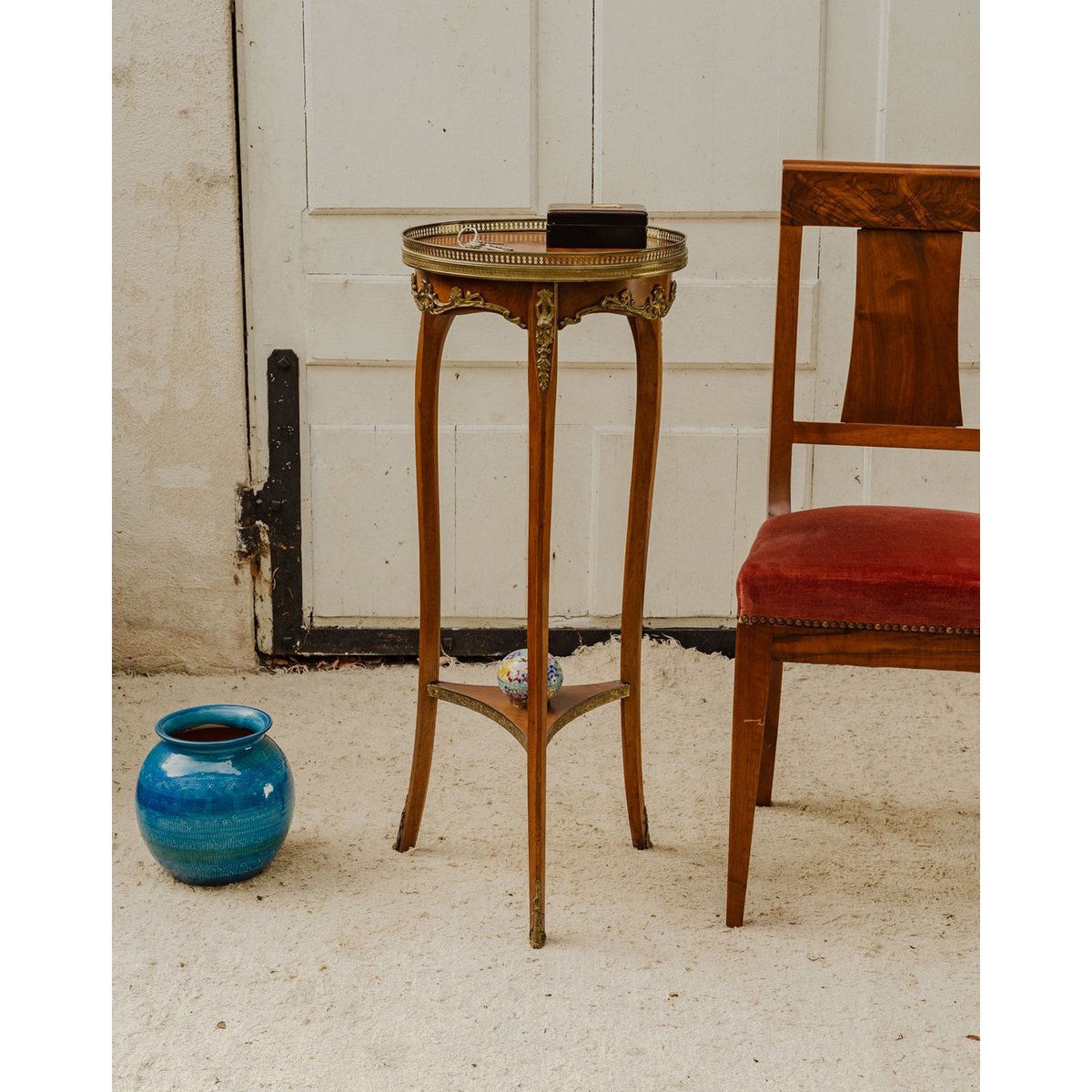 Sellette en bois Francine N°1655 - Bon état bois foncé, DEBONGOUT