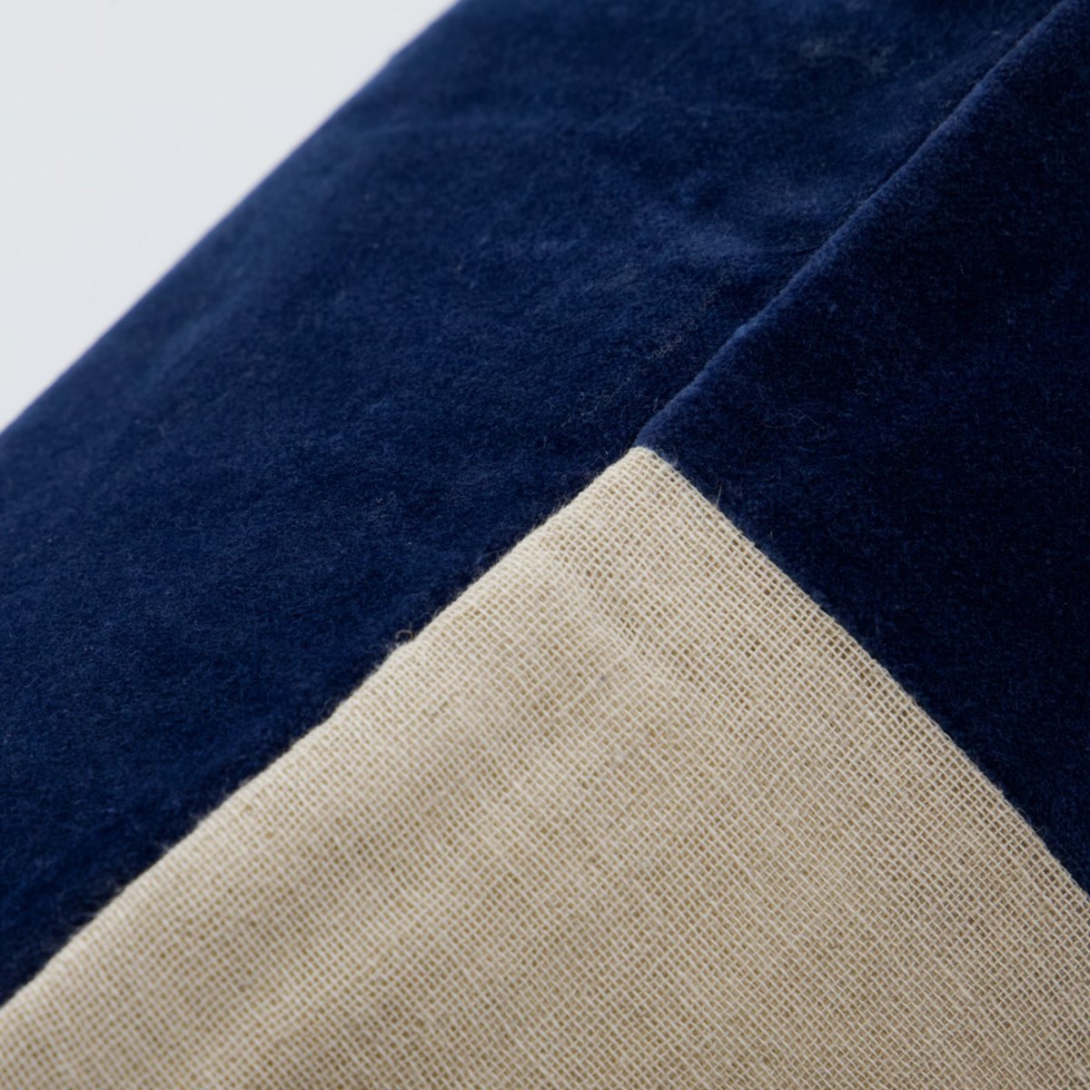 Housse de coussin Sono bleu foncé, HOUSE DOCTOR