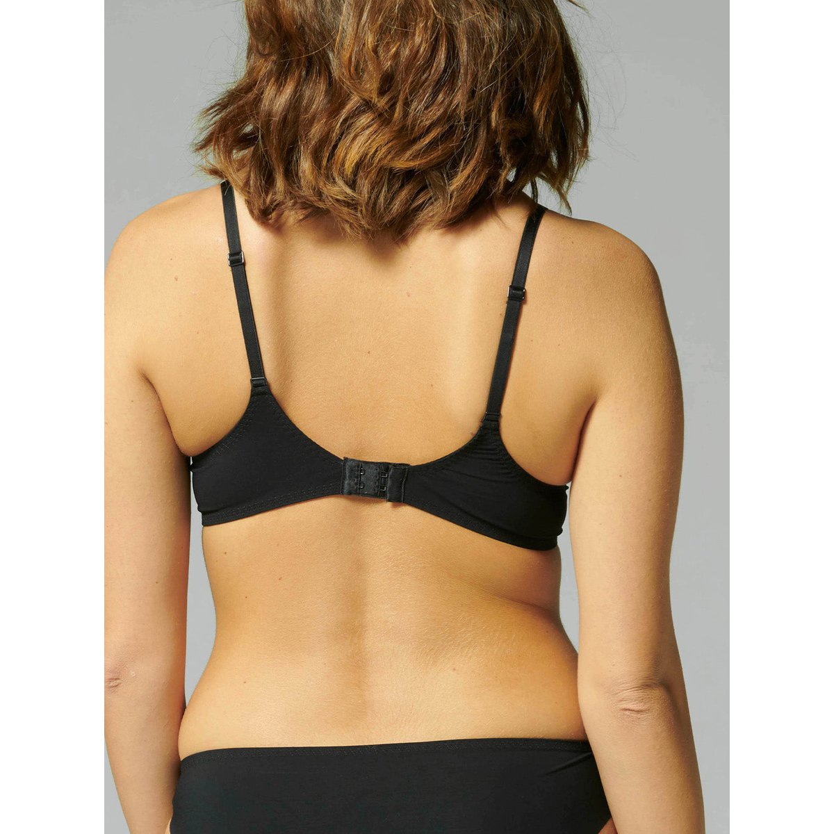 Soutien-gorge avec armatures décolleté plongeant, RÊVE noir, SIMONE PERELE