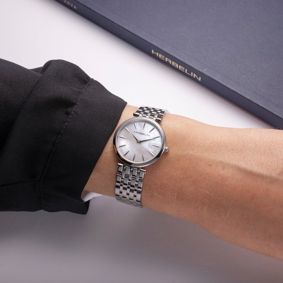 Montre Analogique EPSILON argenté nacre blanche argenté, HERBELIN