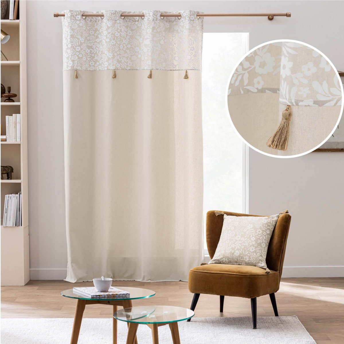 Rideau à œillets polycoton avec top floral et pompons naturel, DOUCEUR D'INTÉRIEUR