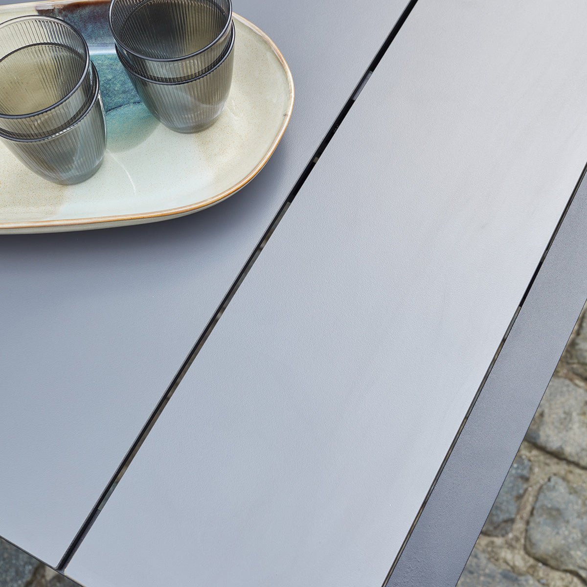 Salon de jardin en aluminium et textilène 6/10 places HPL STAR noir, BERAH GETAH