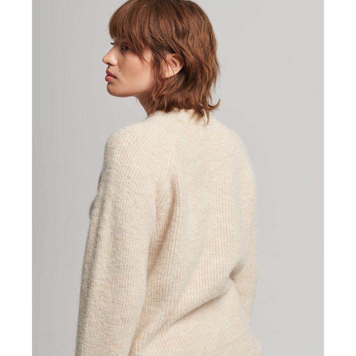 Pull ras-du-cou côtelé Essential écru, SUPERDRY