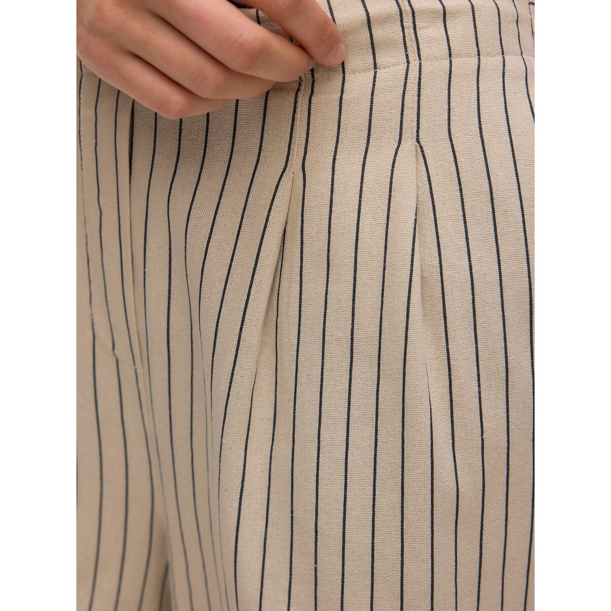 Short rayé ecru/noir, VERO MODA