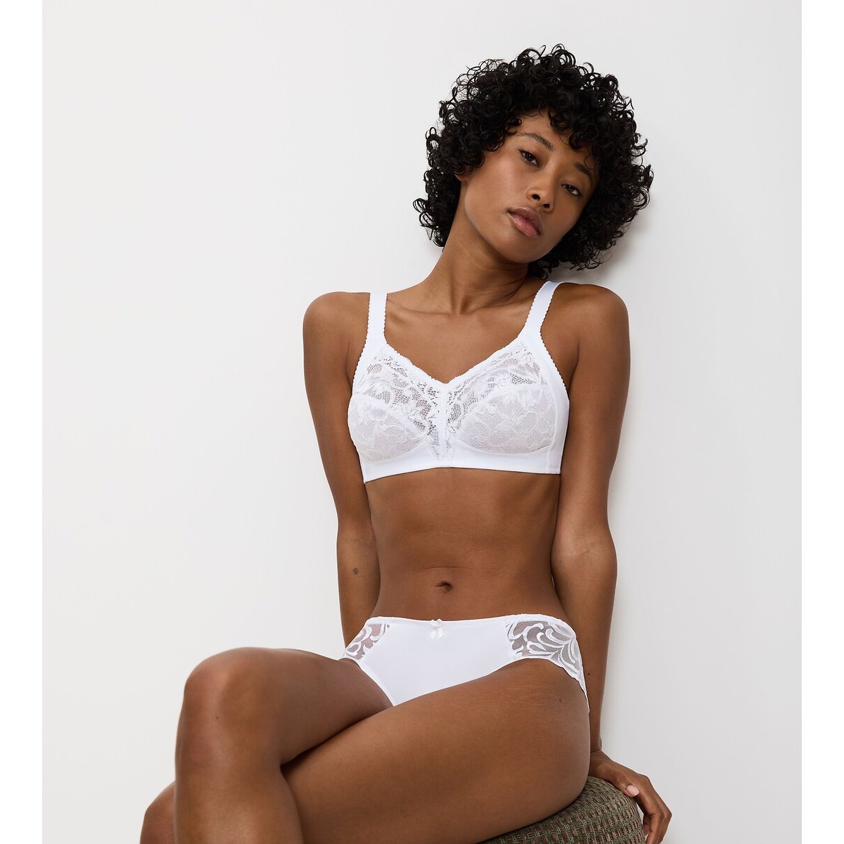 Reggiseno senza ferretti Delicate Doreen bianco, TRIUMPH