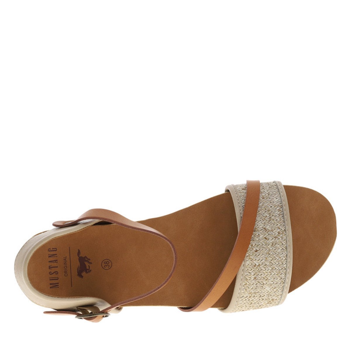Sandales beiges à semelle plate et une fermeture à boucle à ardillon beige, MUSTANG
