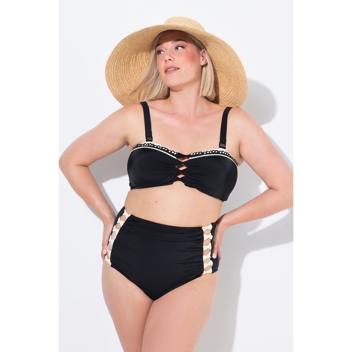 Bikini à bonnets souples. Bretelles noir, ULLA POPKEN