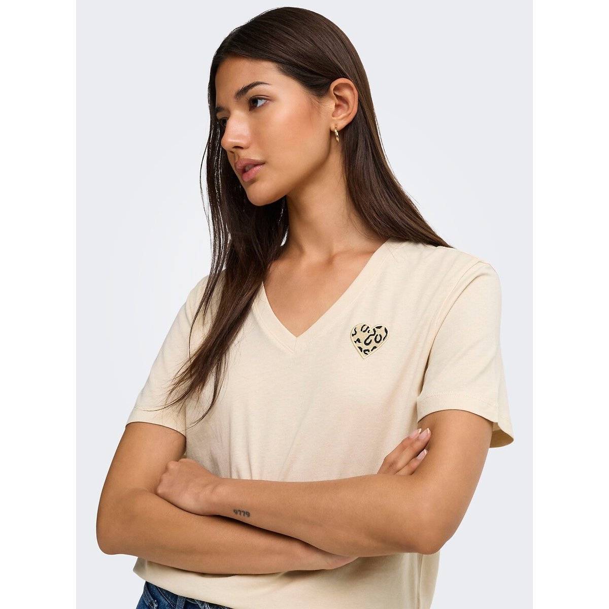 Tee shirt col v manches courtes ecru, ONLY