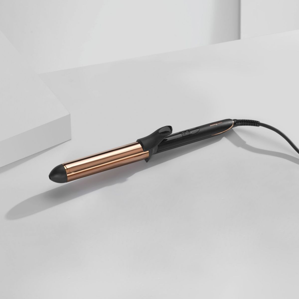 Fer à boucler C459E Salon Brilliance Curls couleur unique, BABYLISS
