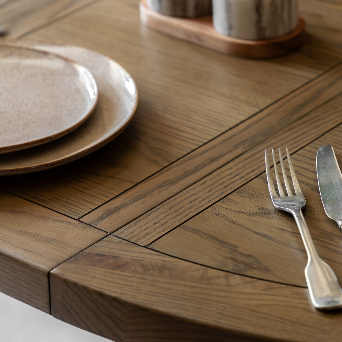 Toledo Oak Round Extending Dining Table natural oak, SO'HOME