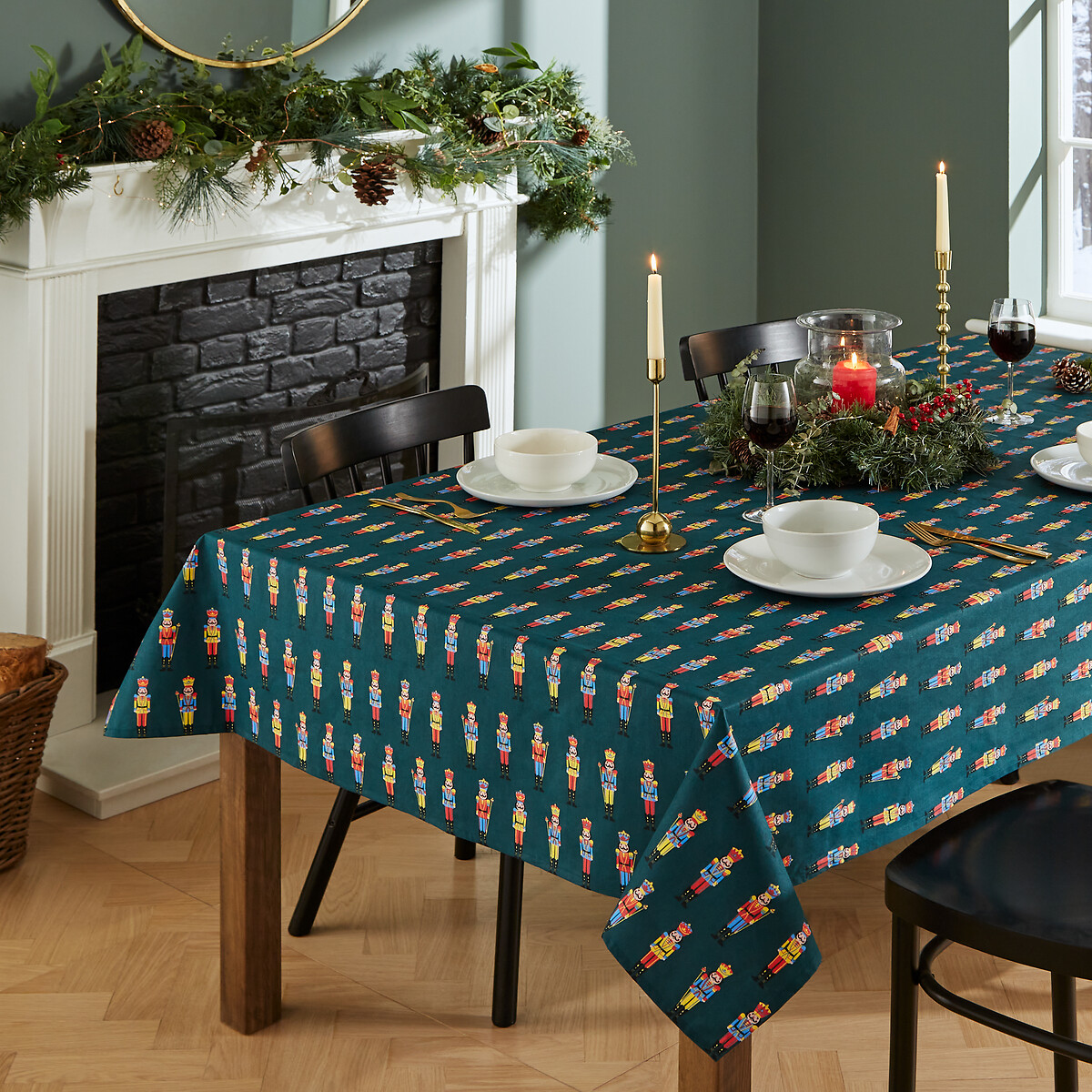 Christmas Nutcracker Tablecloth green, CATHERINE LANSFIELD