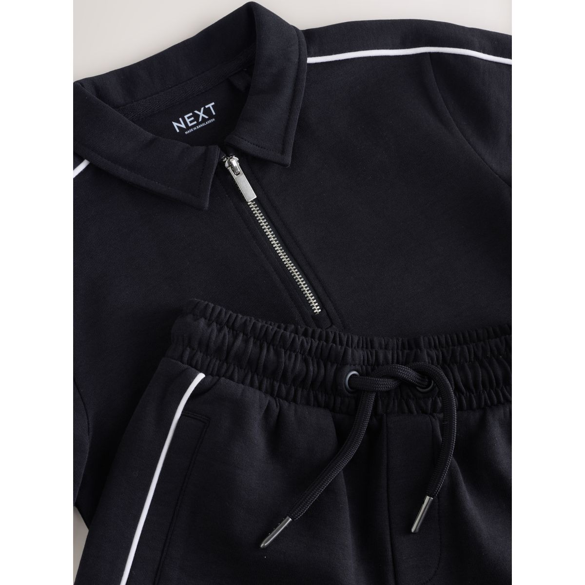 Ensemble short et polo à col zippé noir, NEXT