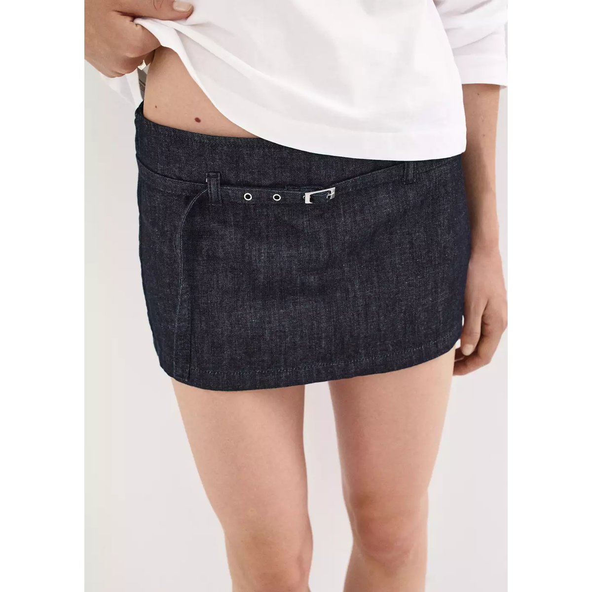Jupe-short en denim avec ceinture bleu, MANGO