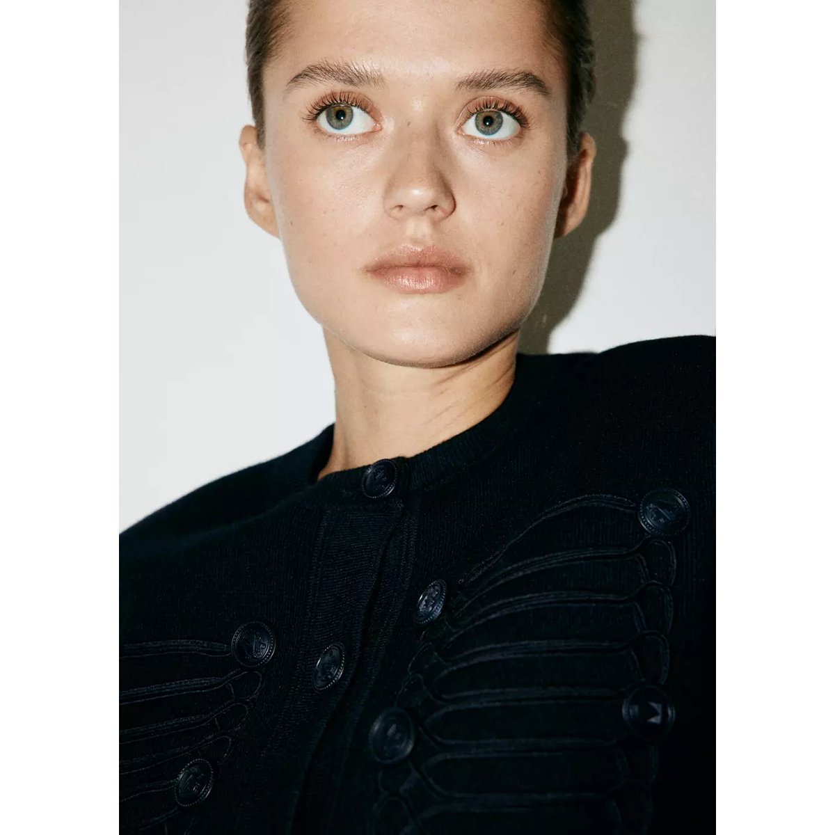Veste en maille détail brandebourgs bleu marine foncé, MANGO