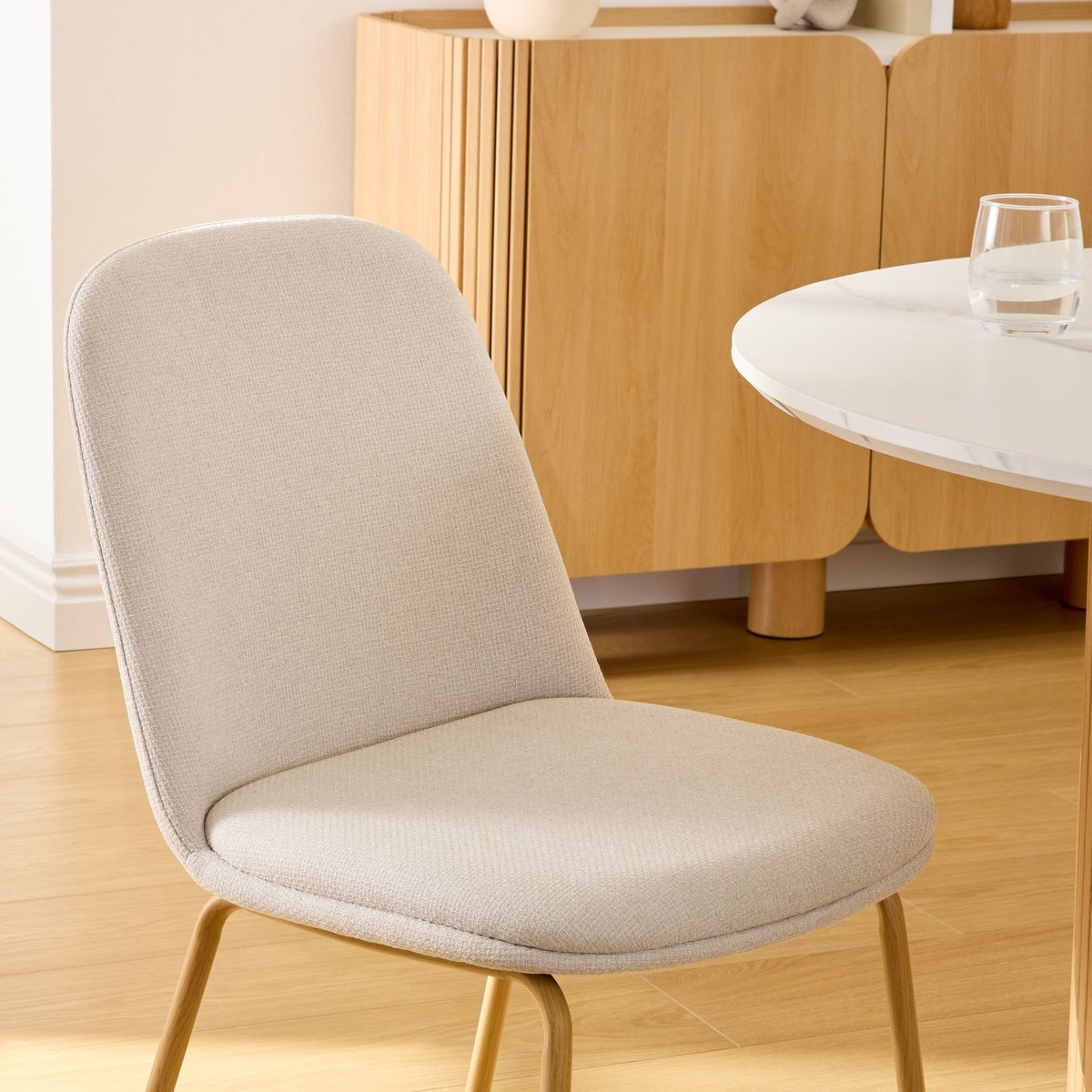 Lot de 4 chaises en tissu et pieds métal NEORA blanc, TOILINUX