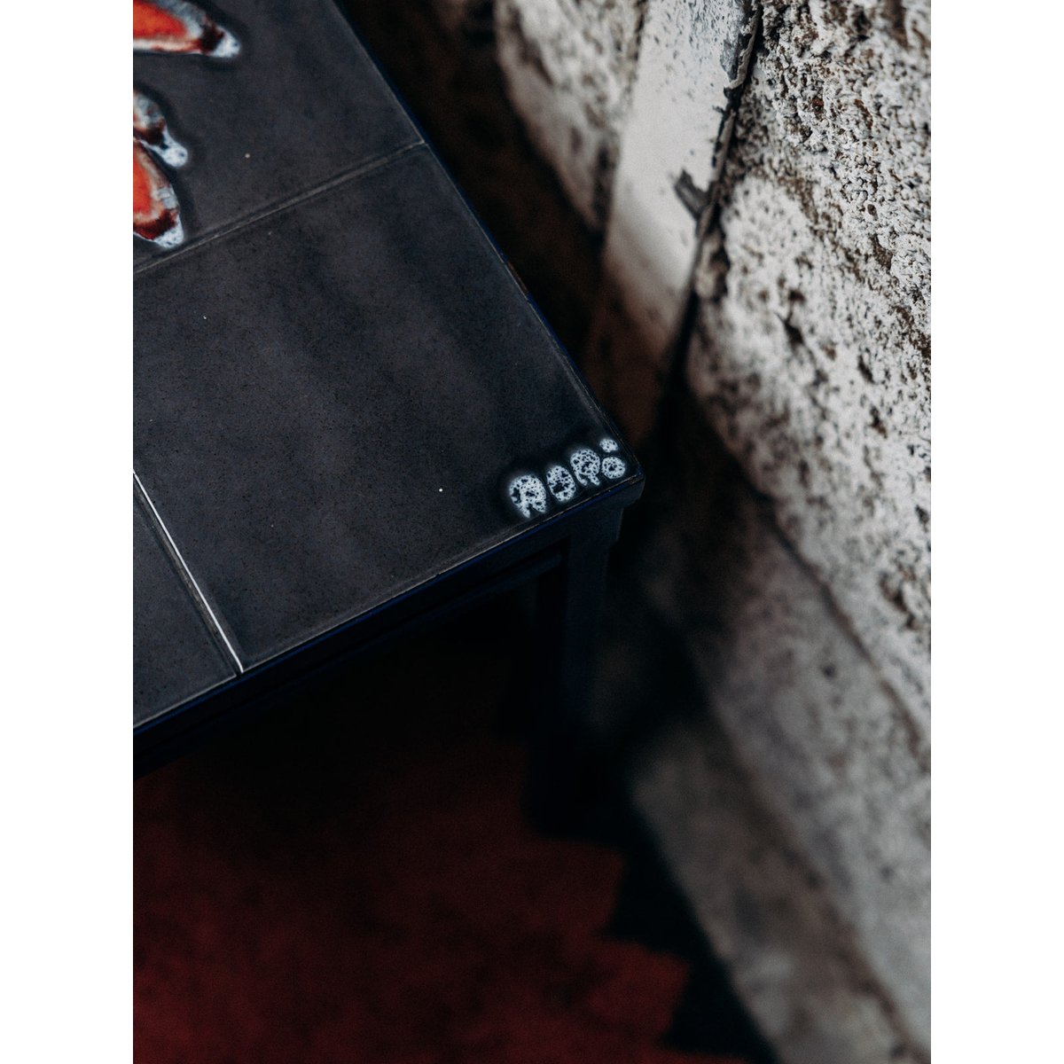 Table basse en céramique Ida N°13 - Bon état noir, DEBONGOUT
