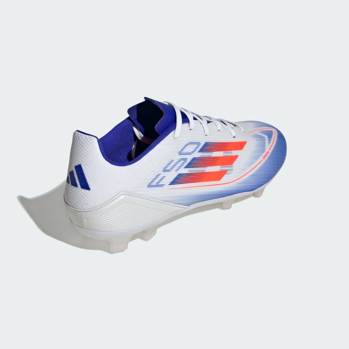 Chaussure F50 League terrain souple / multi-surfaces cloud white / solar red / lucid blue, adidas Performance