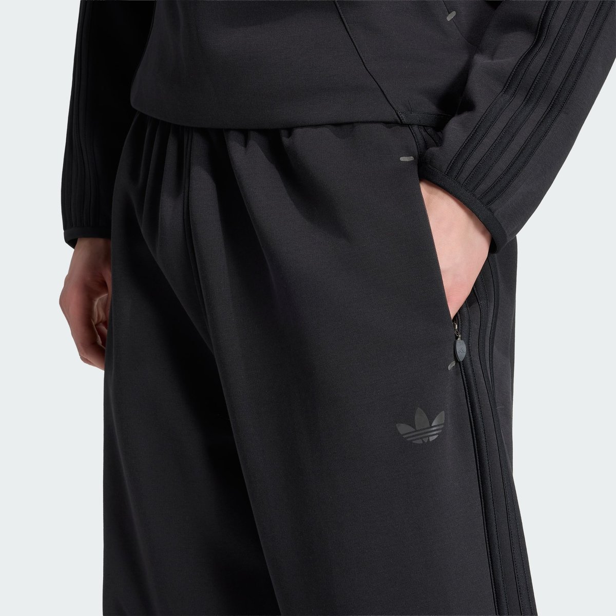Pantalon Ourlets Droits Spacer Cutline Teamgeist Pantalon Ourlets Droits Spacer Cutline Teamgeist black, adidas Originals